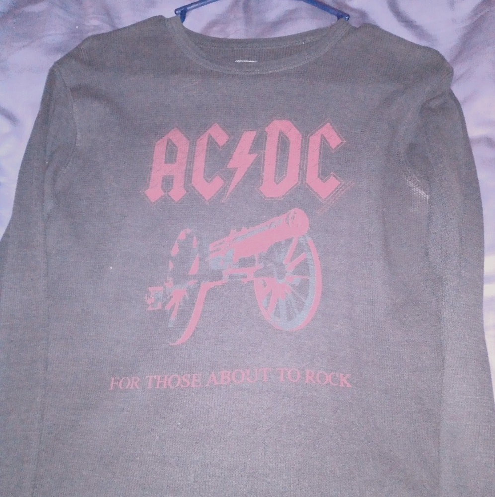 AC/DC thermal shirt